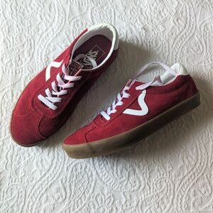 Vans Suede Low Trainers in Red
